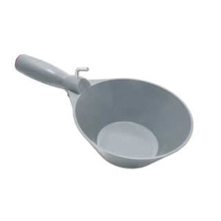 Plastic scoop